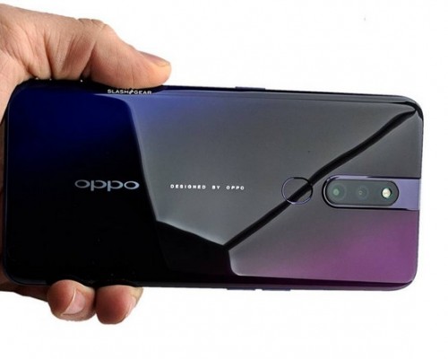 Oppo F11 Pro, ColorOS 6 nın Yeni Güncellemelerini Almaya Başladı