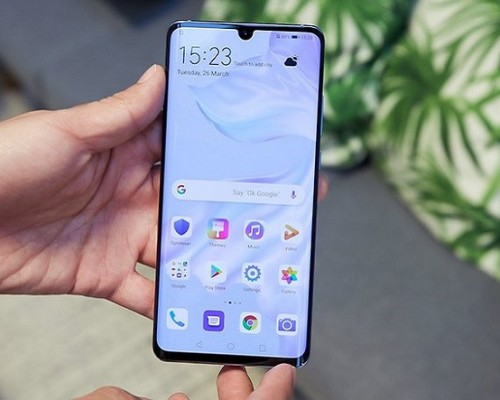 Huawei P30 ve P30 Pro, Yakın Bir Tarihte DC Karartma Güncellemesi Alacak