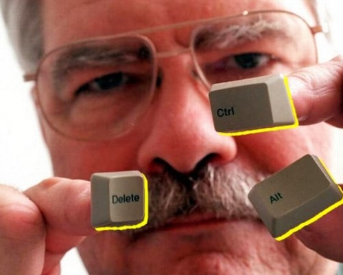 Ctrl+Alt+Del Komutu İçin İki Elinizi Birden Kullanmak Zorunda Kalmanızın Ardında Yatan İlginç Neden