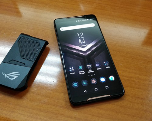 Asus ROG Phone Yakında Android 9.0 Pie Güncellemesini Alıyor